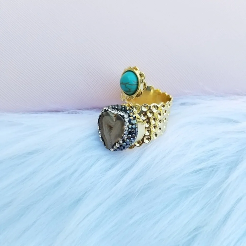 Druzy swirl ring